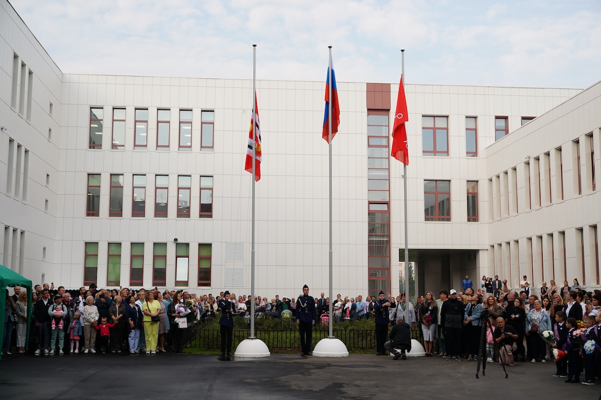 В Колпинском районе Санкт-Петербурга состоялось открытие школы в квартале «Новое Колпино»